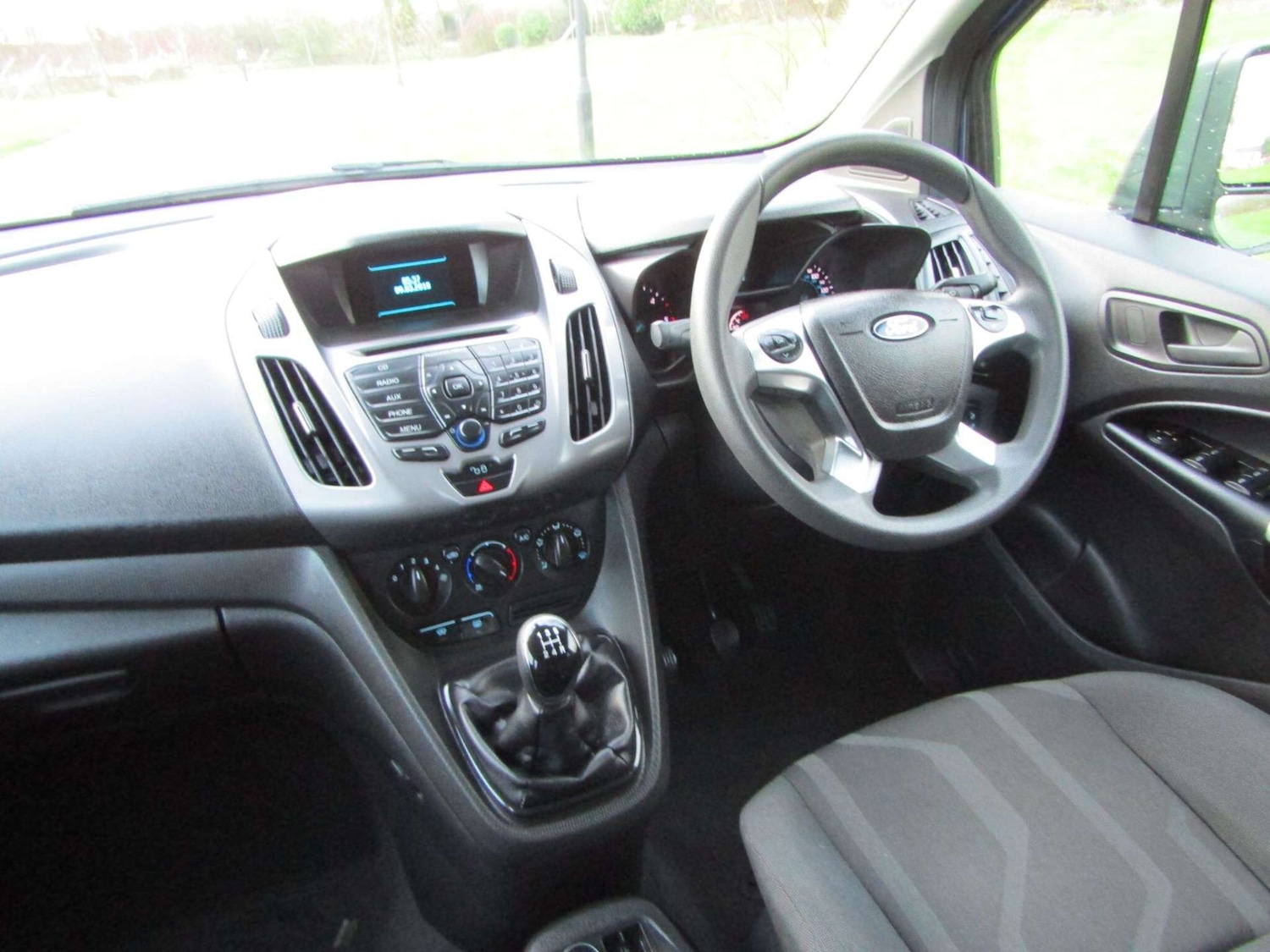 Used Ford Grand Tourneo Connect 2018 for sale - 76909113: Photo 12