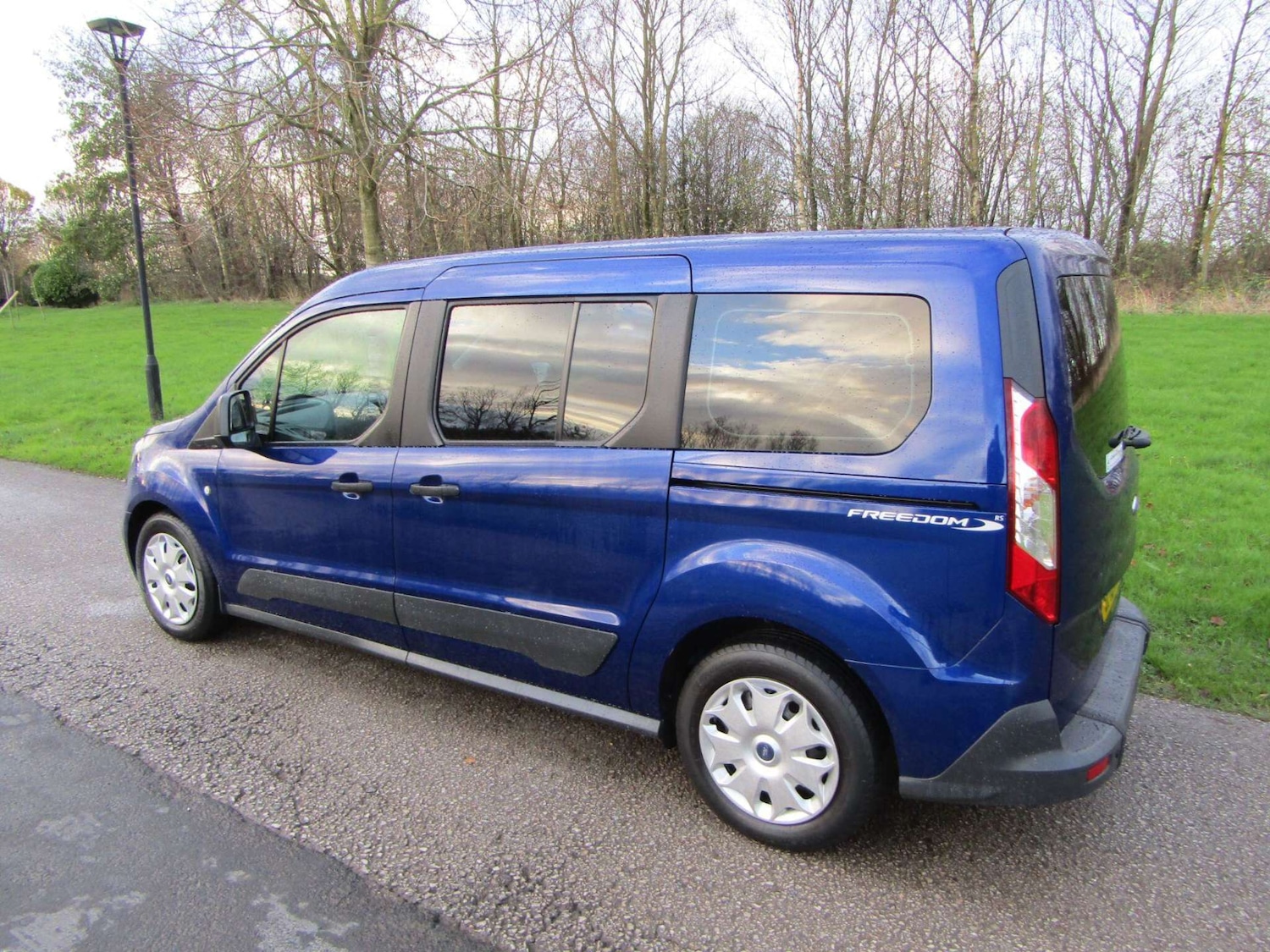 Used Ford Grand Tourneo Connect 2018 for sale - 76909113: Photo 5