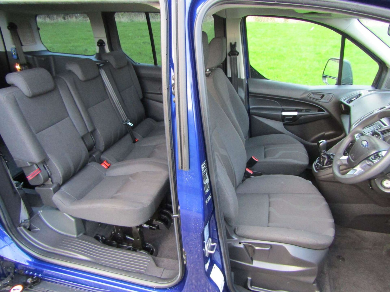 Used Ford Grand Tourneo Connect 2018 for sale - 76909113: Photo 9