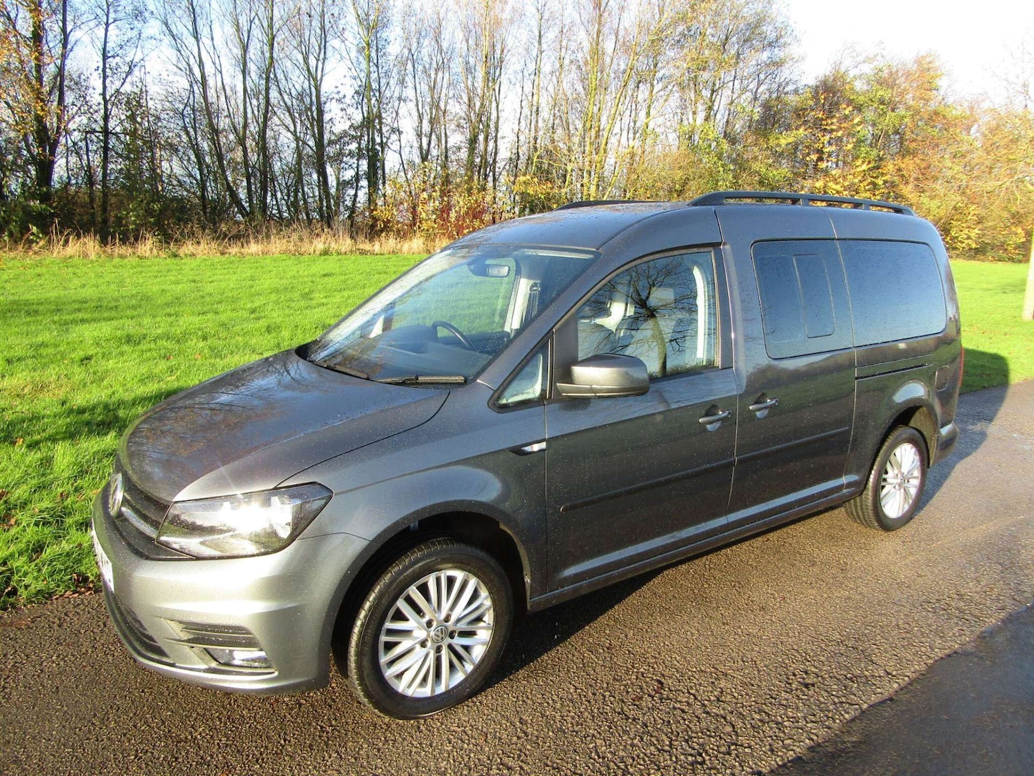 Used Volkswagen Caddy Maxi Life 2020 for sale - 76968886: Photo 4