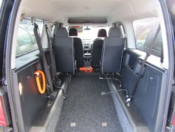 Used Volkswagen Caddy Maxi Life 2018 for sale - 76968909: Photo