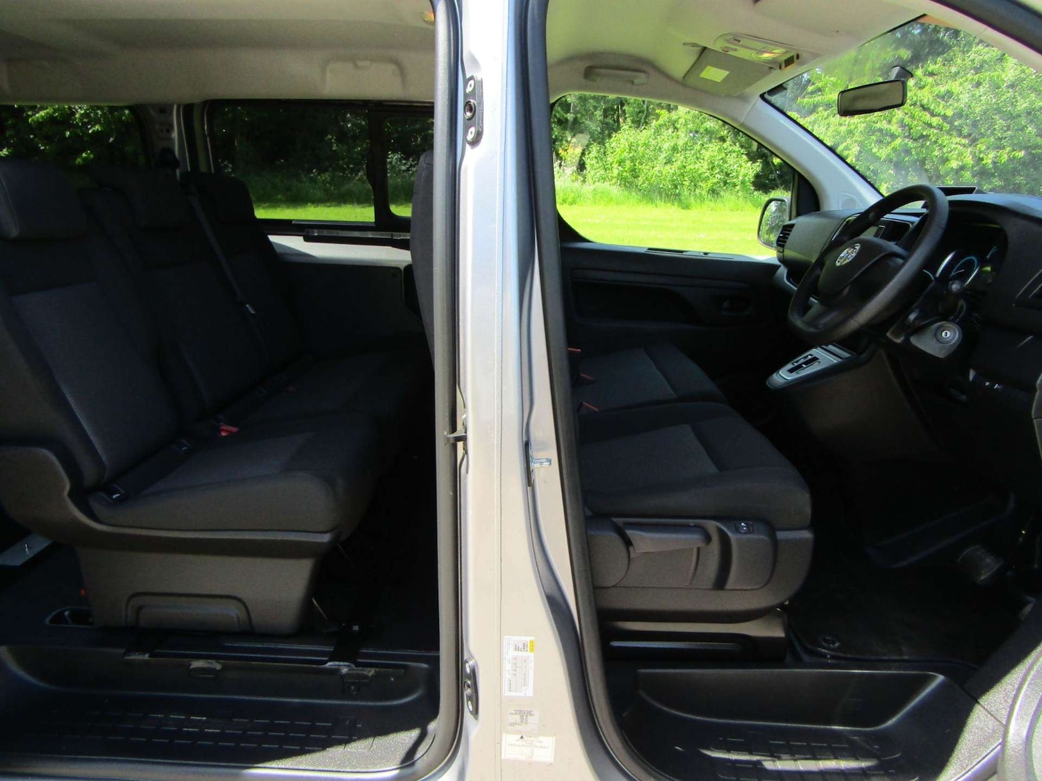 Used Vauxhall Vivaro Life 2023 for sale - 76968826: Photo 9