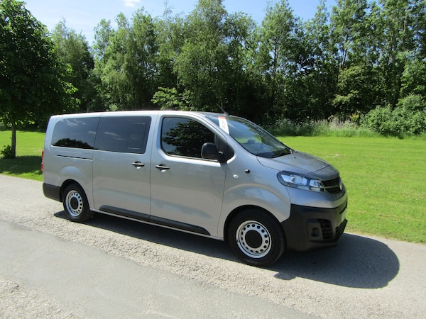 Used Vauxhall Vivaro Life 2023 for sale - 74511346: Photo 3