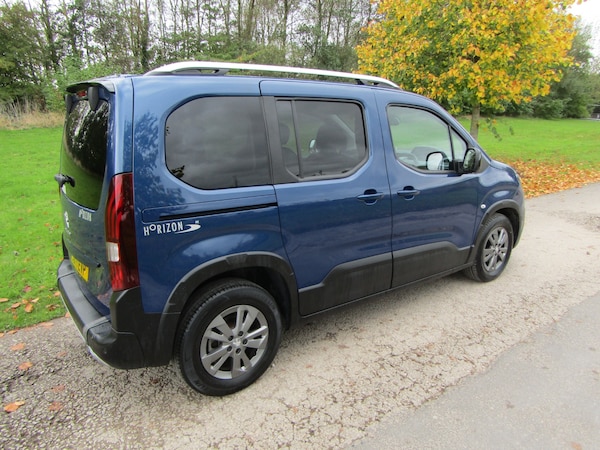 Used Peugeot Rifter 2022 for sale - 76232419: Photo 6