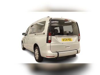 Used Ford Tourneo Connect 2024 for sale - 79101599: Photo