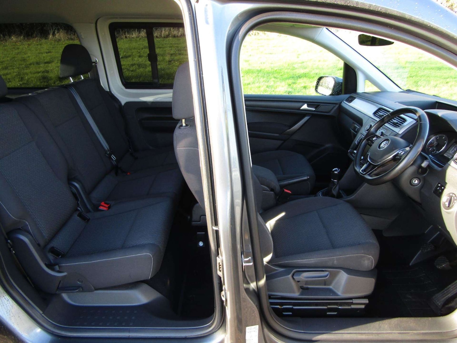 Used Volkswagen Caddy Maxi Life 2020 for sale - 76909092: Photo 8