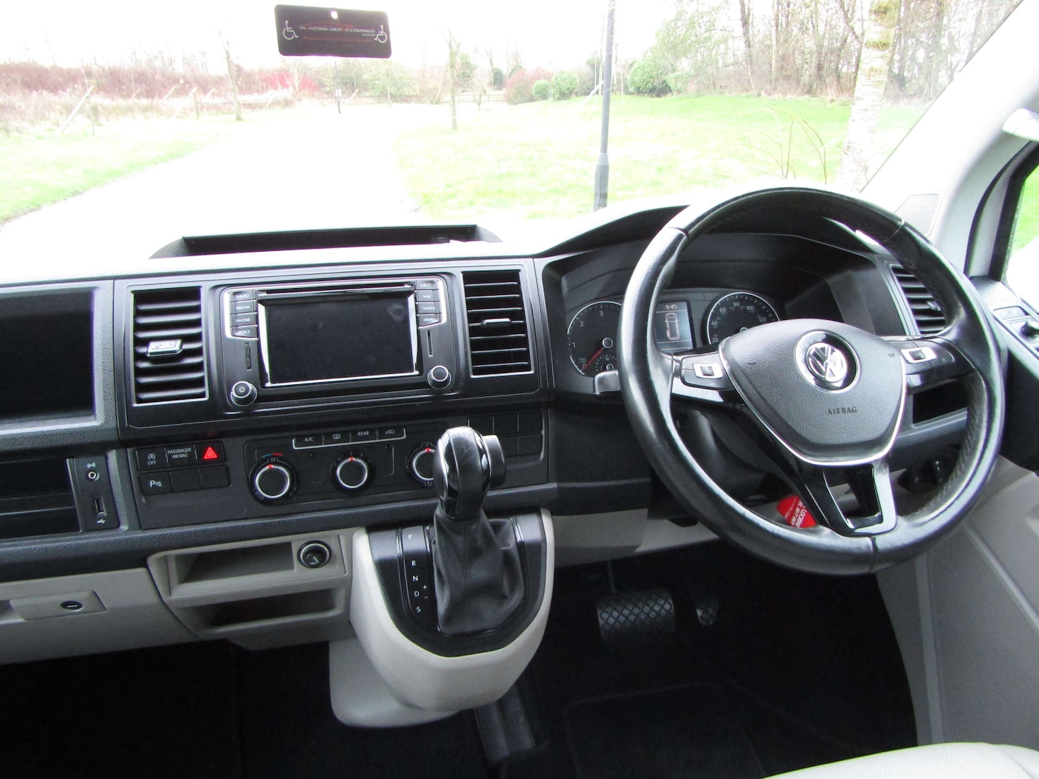 Used Volkswagen Transporter Shuttle 2017 for sale - 76909086: Photo 10