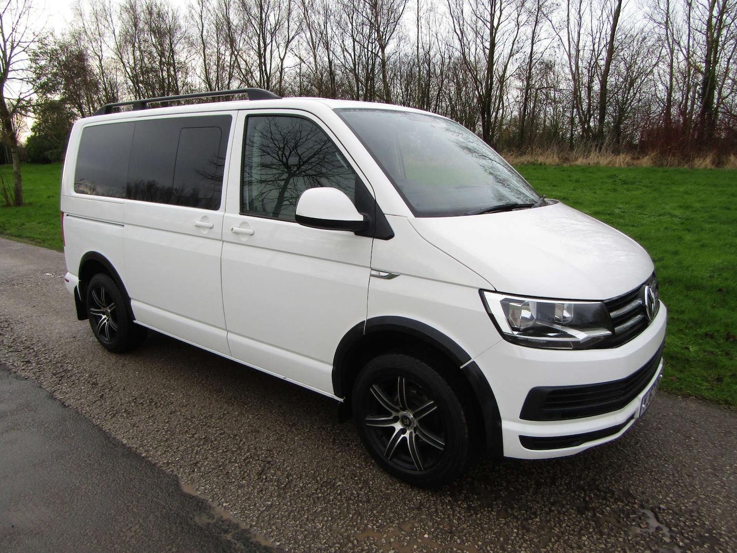 Used Volkswagen Transporter Shuttle 2017 for sale - 76909086: Photo 3