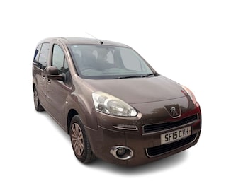 Used Peugeot Partner Tepee 2015 for sale - 79137707: Photo