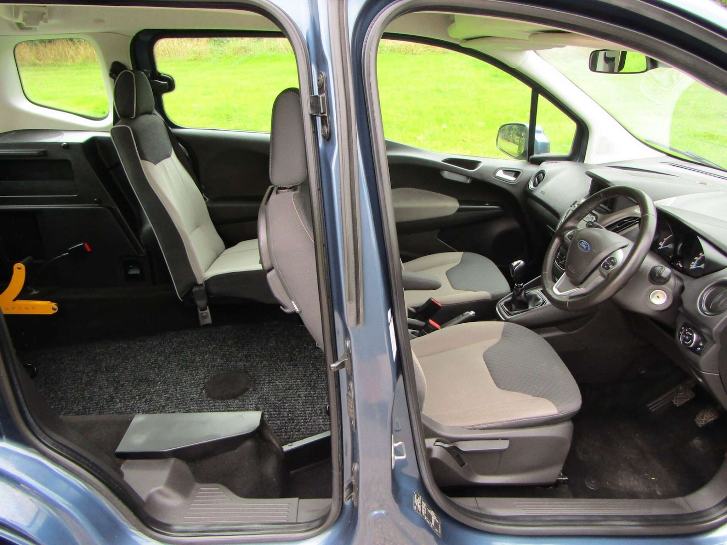 Used Ford Tourneo Courier 2020 for sale - 76909116: Photo 8