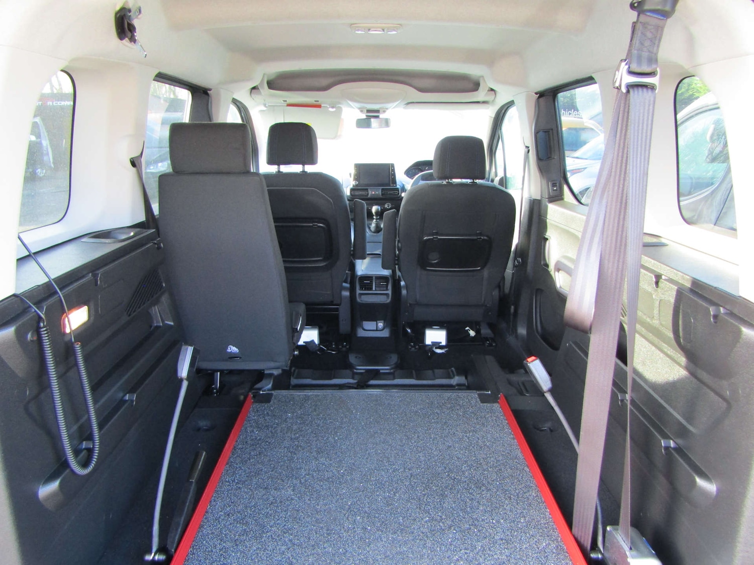 Used Peugeot Rifter 2023 for sale - 76909123: Photo 12