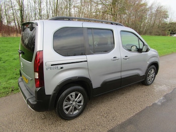 Used Peugeot Rifter 2023 for sale - 76909123: Photo