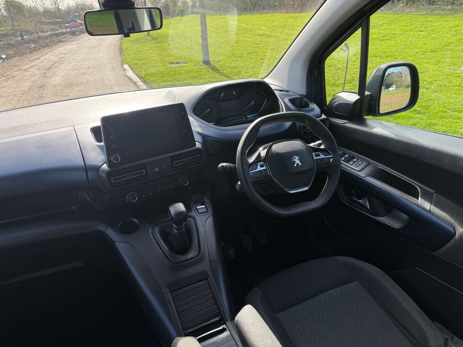 Used Peugeot Rifter 2023 for sale - 77921669: Photo 11