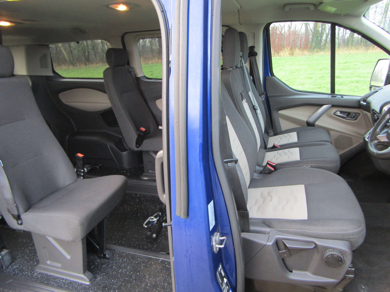 Used Ford Tourneo Custom 2018 for sale - 76968857: Photo 8