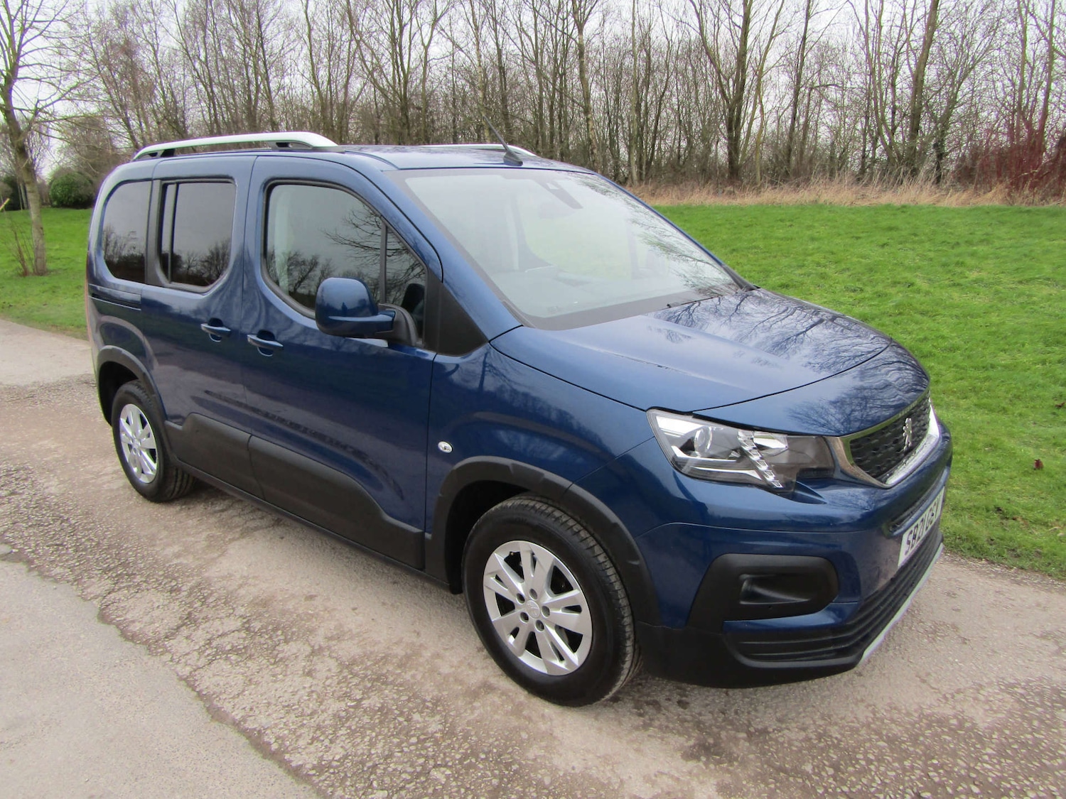 Used Peugeot Rifter 2021 for sale - 77438685: Photo 3