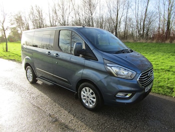 Used Ford Tourneo Custom 2018 for sale - 76968839: Photo