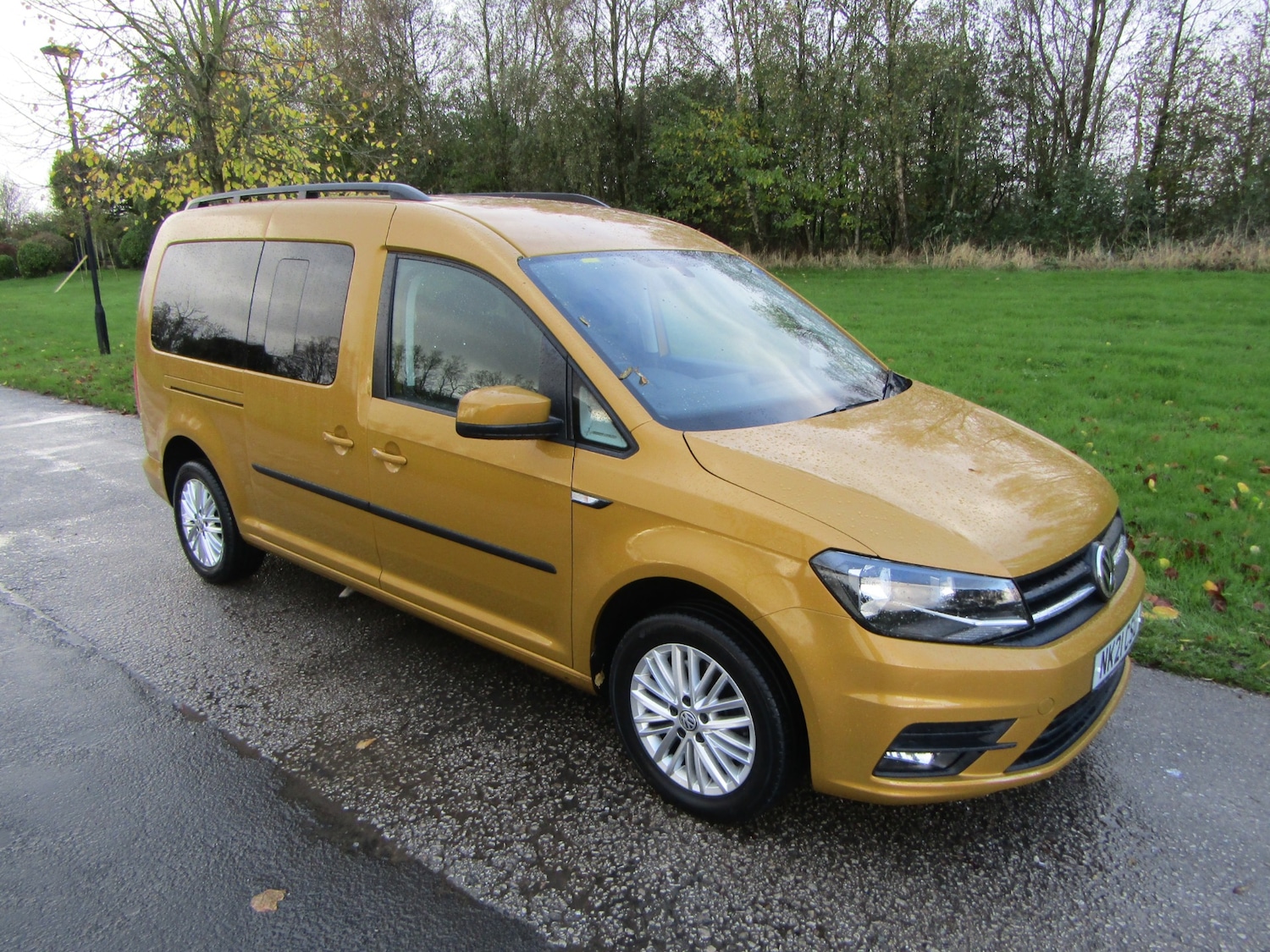 Used Volkswagen Caddy Maxi Life 2021 for sale - 76352120: Photo 3