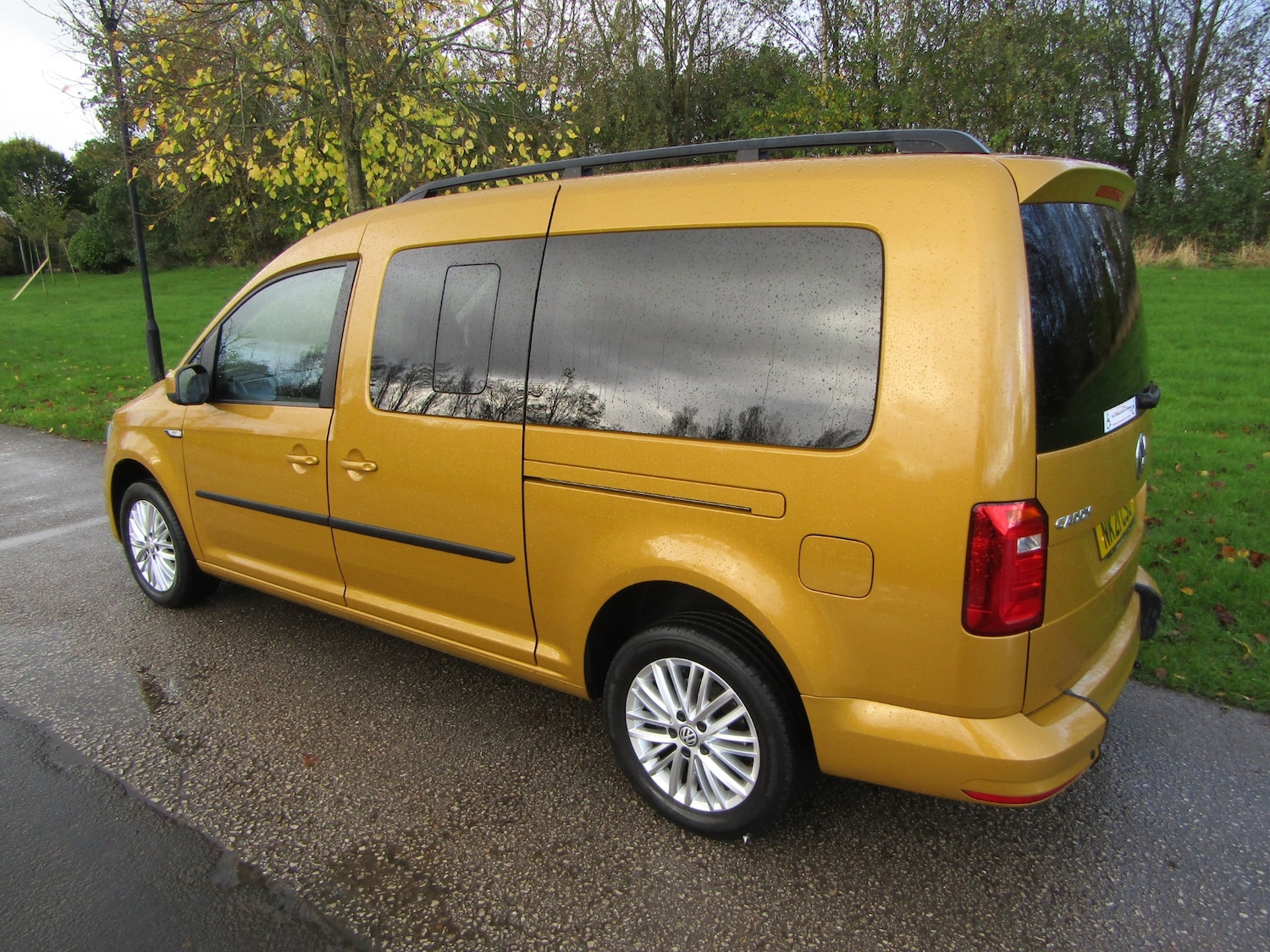 Used Volkswagen Caddy Maxi Life 2021 for sale - 76352120: Photo 5