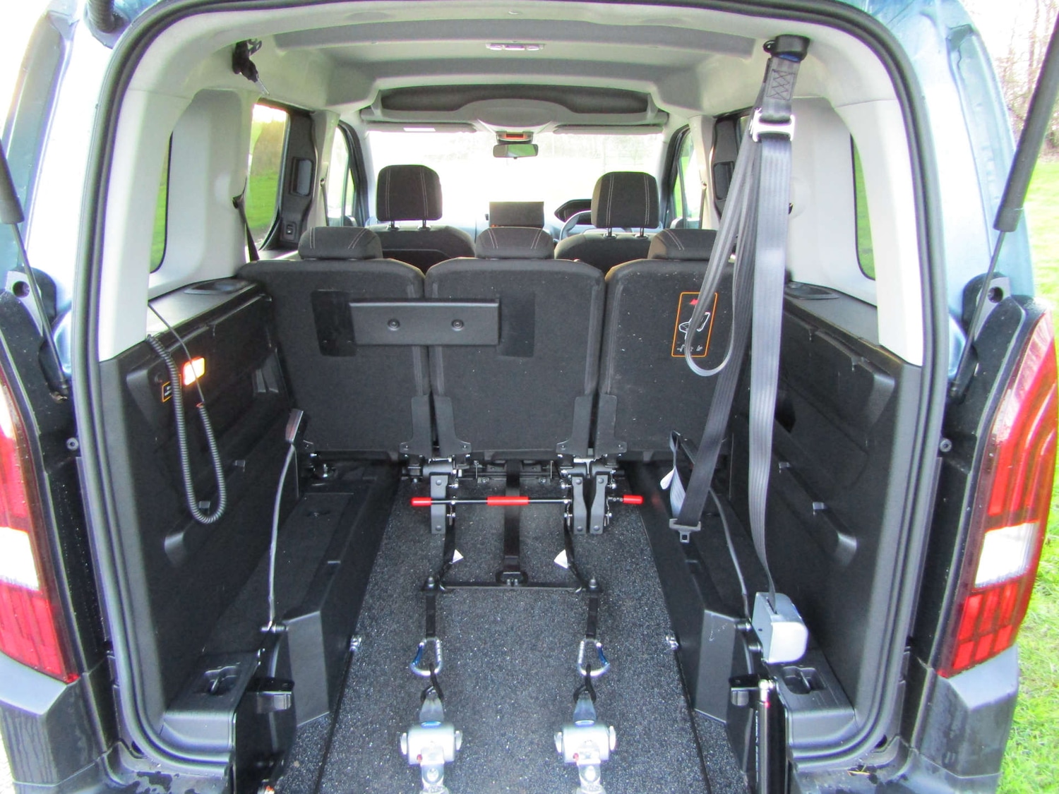 Used Peugeot Rifter 2024 for sale - 76909145: Photo 7