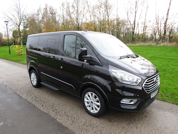 Used Ford Tourneo Custom 2020 for sale - 76421731: Photo