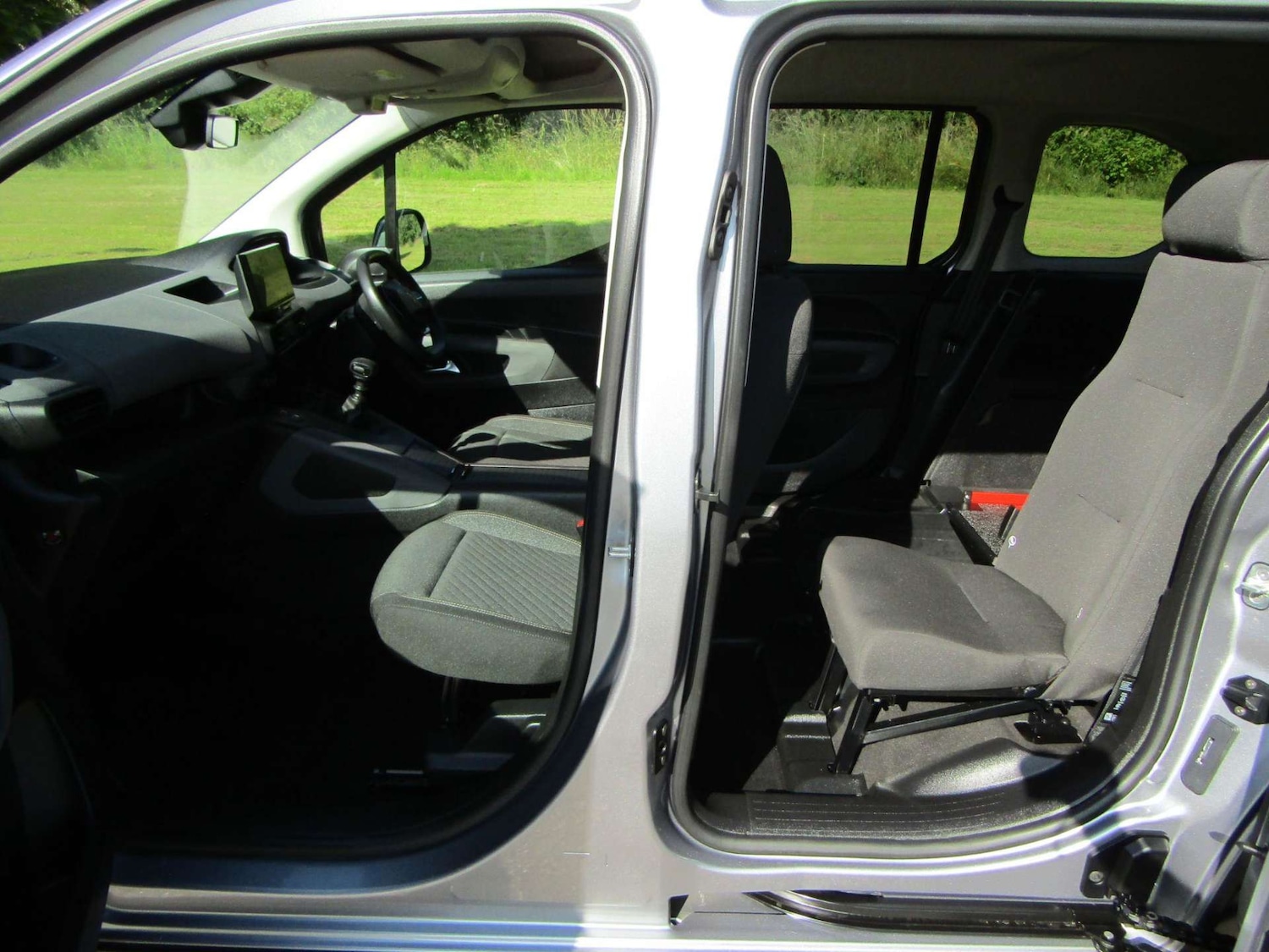 Used Peugeot Rifter 2024 for sale - 76909128: Photo 9