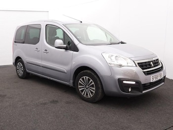 2019 (68) - HORIZON 1.5 Hdi Automatic WHEELCHAIR ACCESSIBLE DISABLED VEHICLE WAV 5-Door