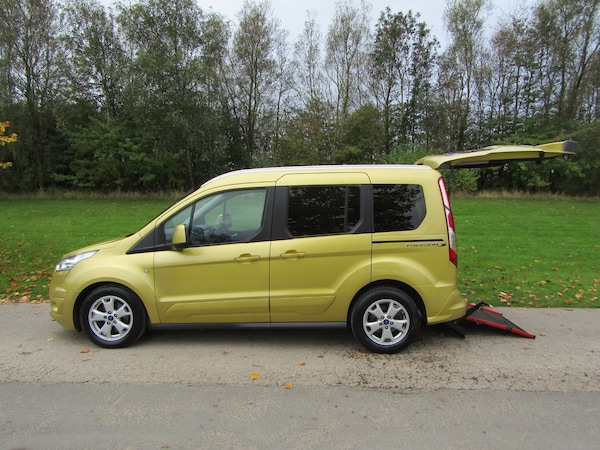 Used Ford Tourneo Connect 2018 for sale - 76231807: Photo 1