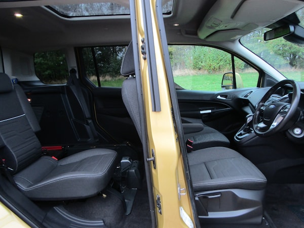 Used Ford Tourneo Connect 2018 for sale - 76231807: Photo 8