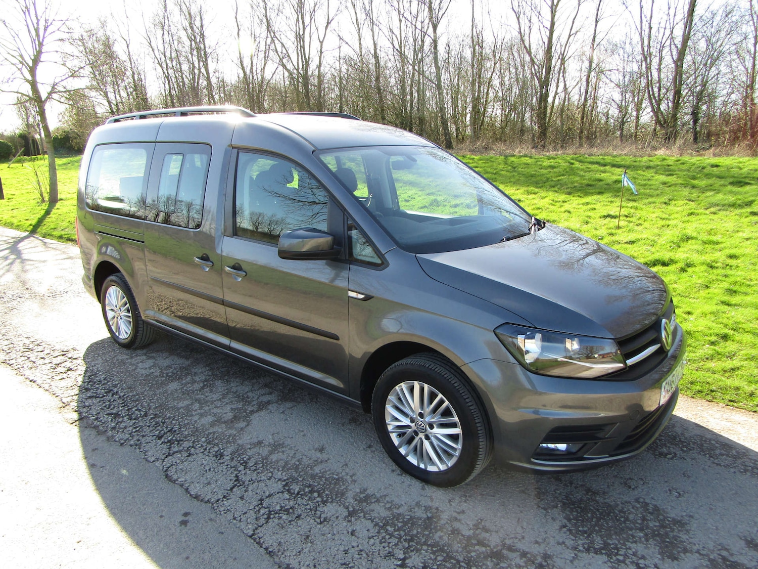 Used Volkswagen Caddy Maxi Life 2017 for sale - 77920825: Photo 3