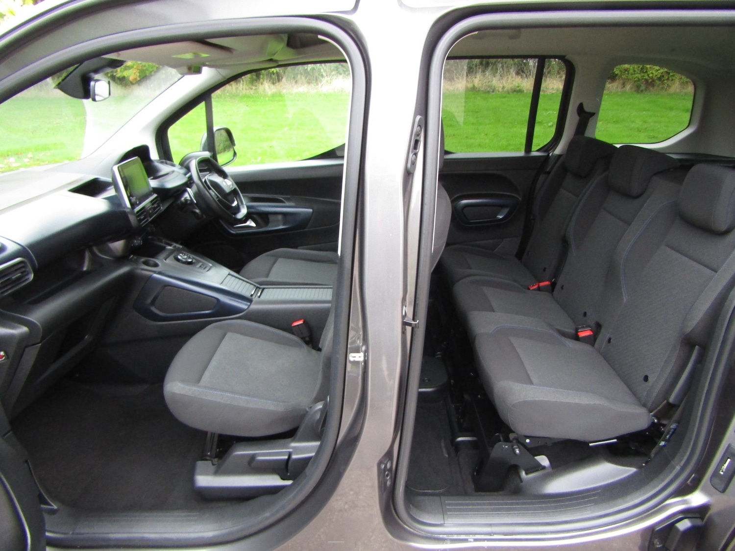 Used Peugeot Rifter 2019 for sale - 76232987: Photo 10