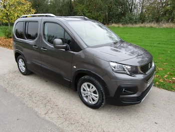 Used Peugeot Rifter 2019 for sale - 76232987: Photo