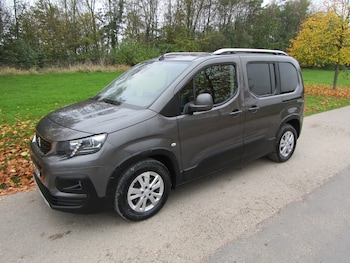 Used Peugeot Rifter 2019 for sale - 76232987: Photo
