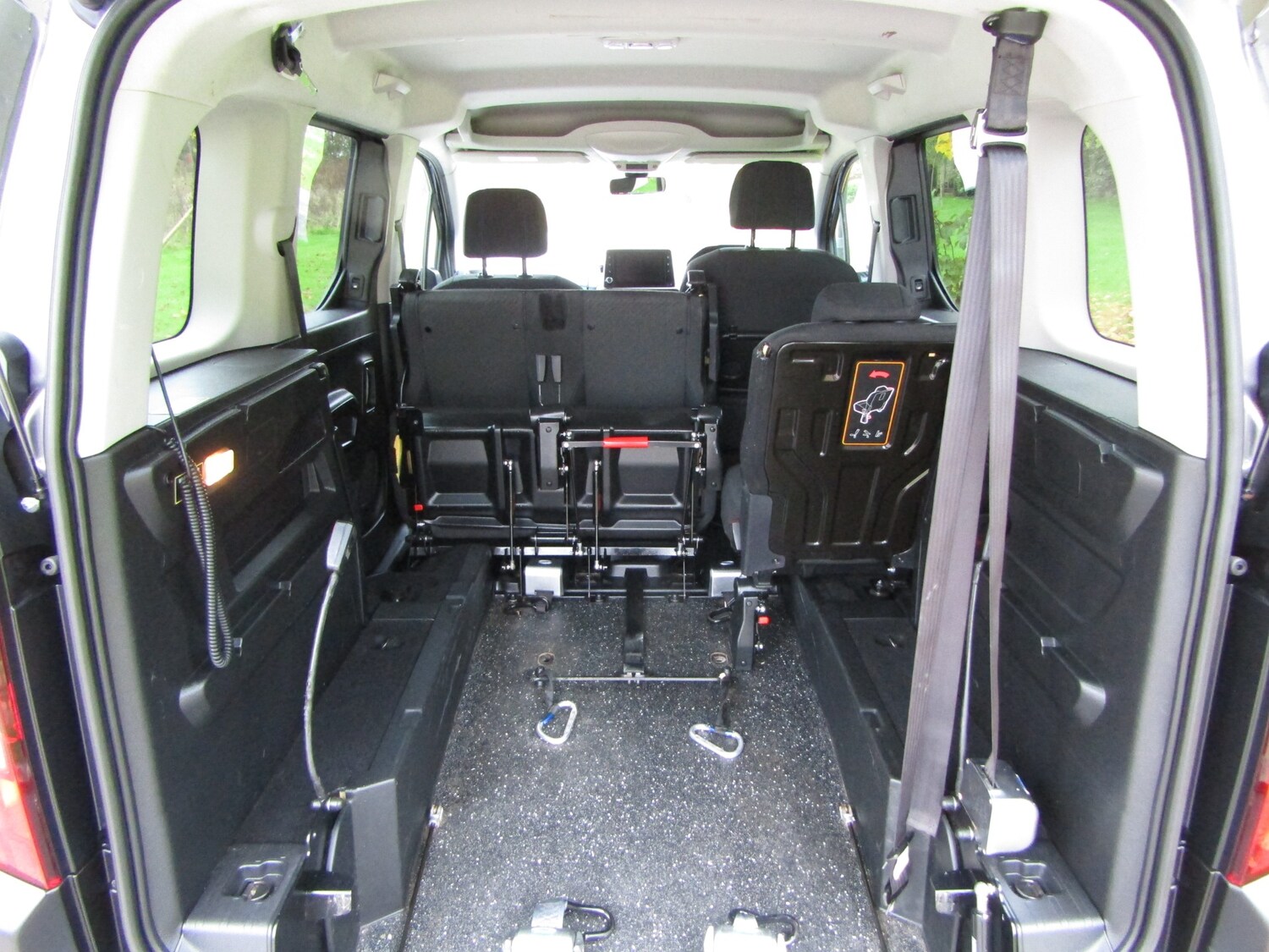 Used Peugeot Rifter 2019 for sale - 76232987: Photo 8