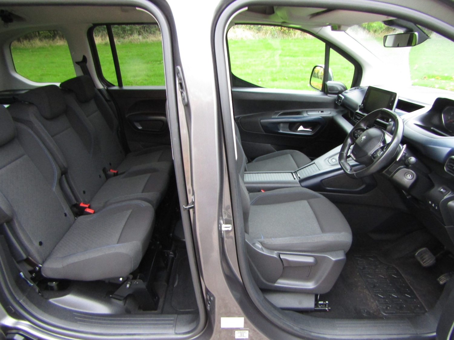 Used Peugeot Rifter 2019 for sale - 76232987: Photo 9