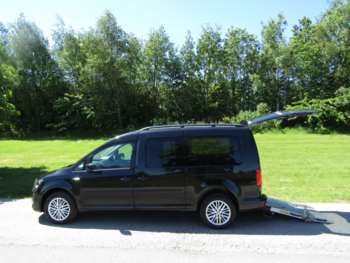 2017 (67) - 2.0 TDI 5dr DSG 5 Seats Wheelchair Accessible Vehicle WAV