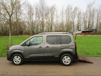 2021 - 1.5 BlueHDi 100 Allure 5dr