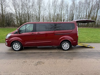 Ford Tourneo Custom feature image