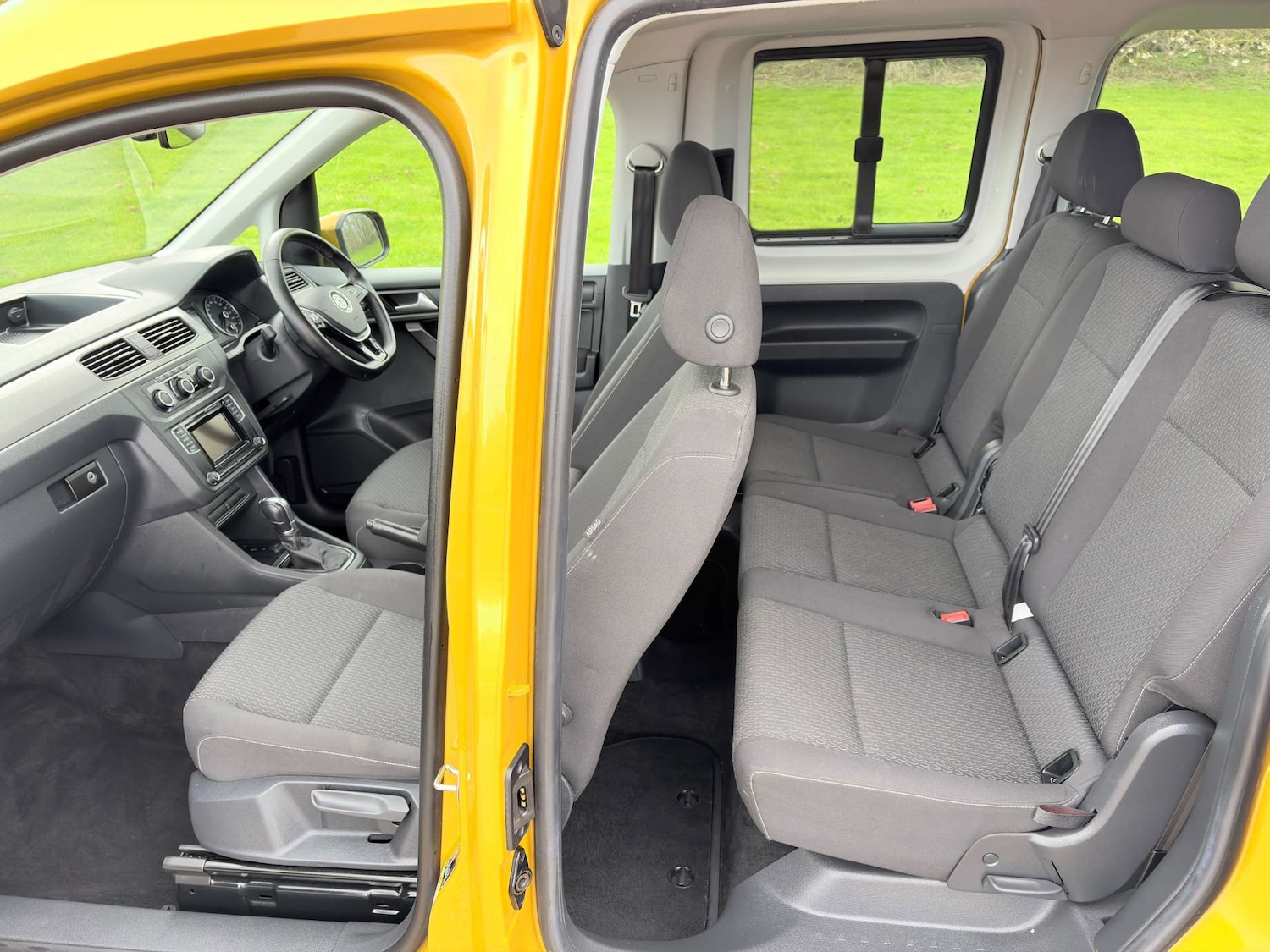 Used Volkswagen Caddy Maxi Life 2021 for sale - 78011942: Photo 9