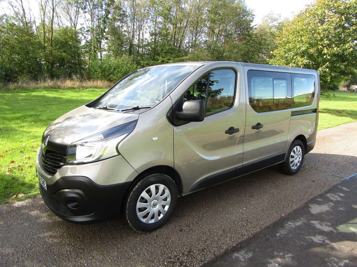 Used Renault Trafic 2018 for sale - 76909139: Photo 4