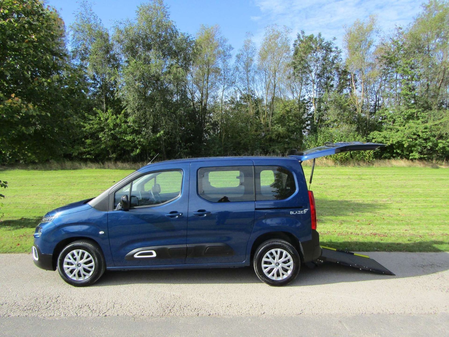 Used Citroen Berlingo 2022 for sale - 76909075: Photo 1