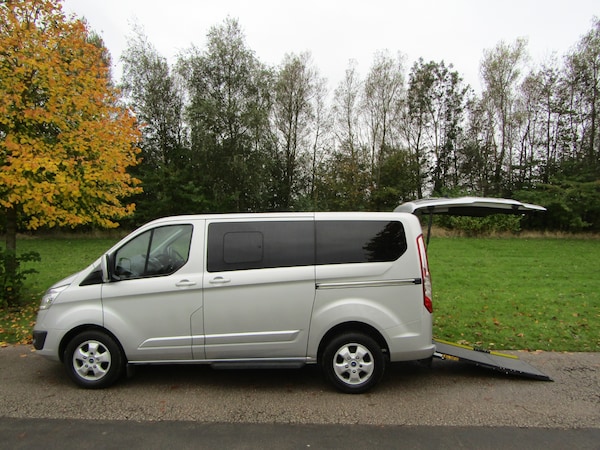 Used Ford Tourneo Custom 2018 for sale - 76180812: Photo 1