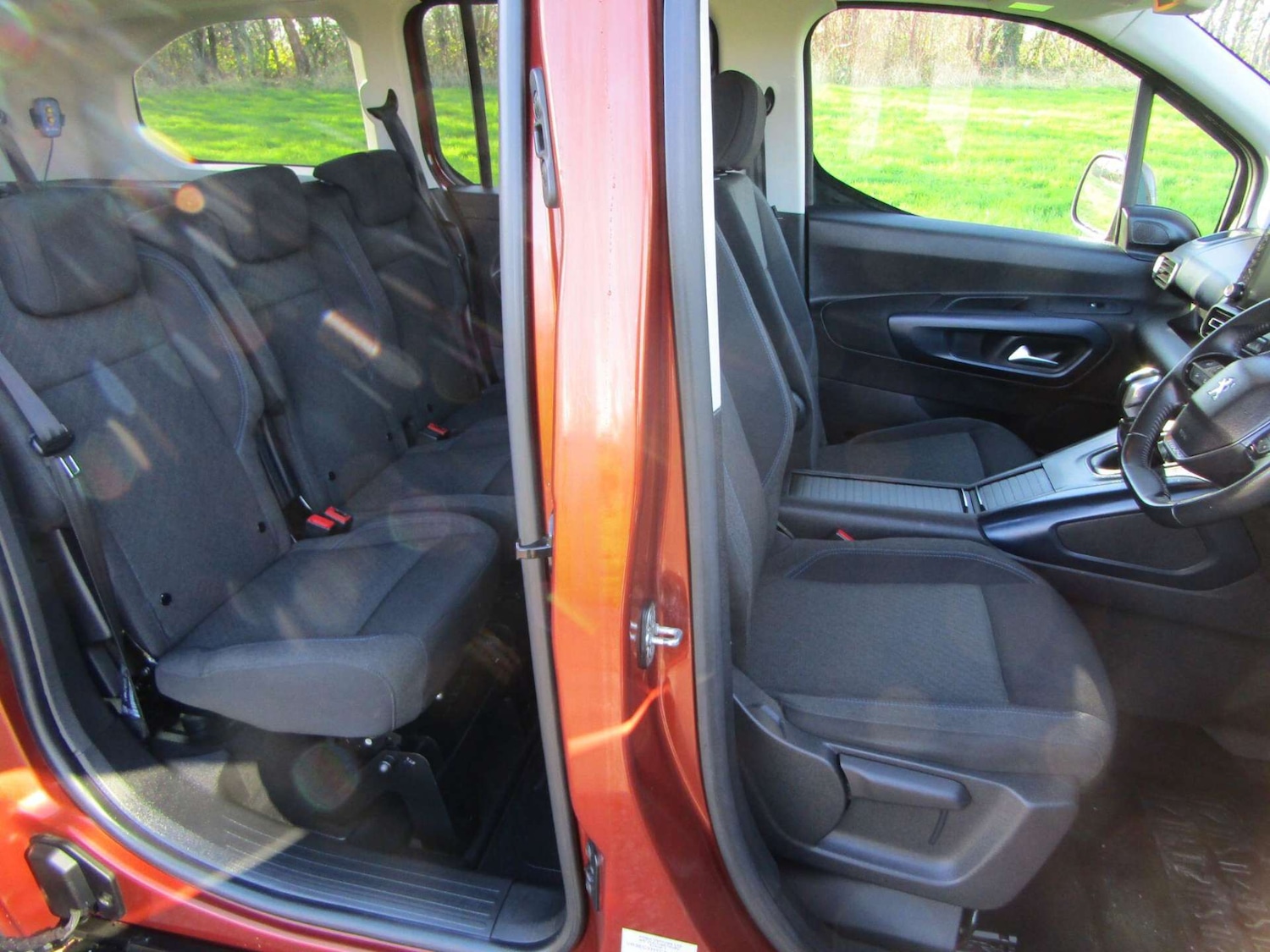 Used Peugeot Rifter 2020 for sale - 76909046: Photo 9