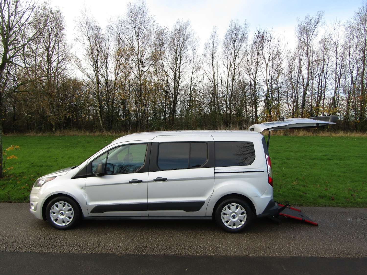 Used Ford Grand Tourneo Connect 2019 for sale - 76553911: Photo 1
