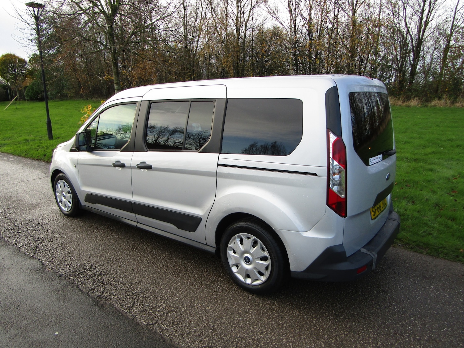 Used Ford Grand Tourneo Connect 2019 for sale - 76553911: Photo 5