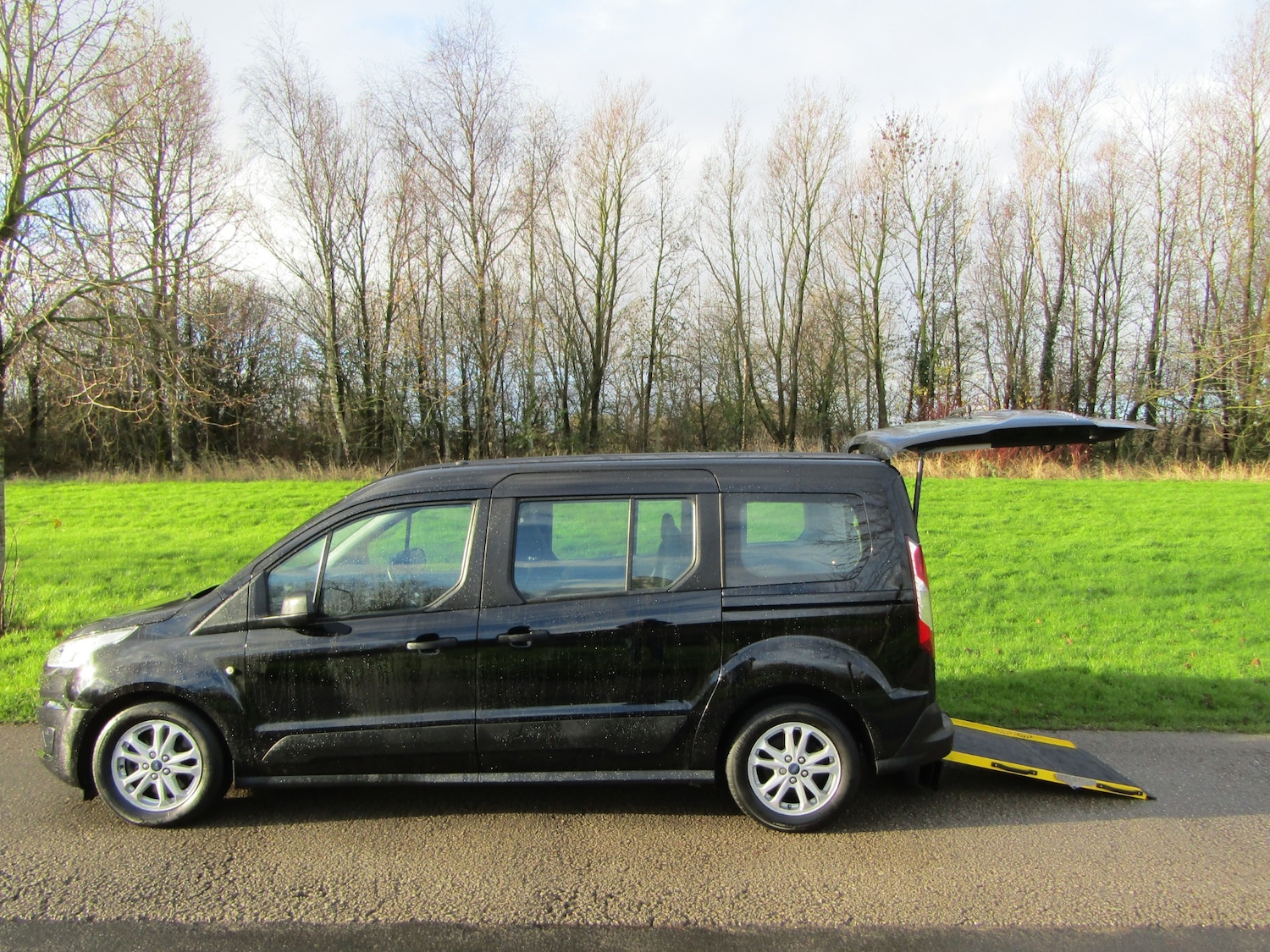 Used Ford Grand Tourneo Connect 2021 for sale - 76682096: Photo 1