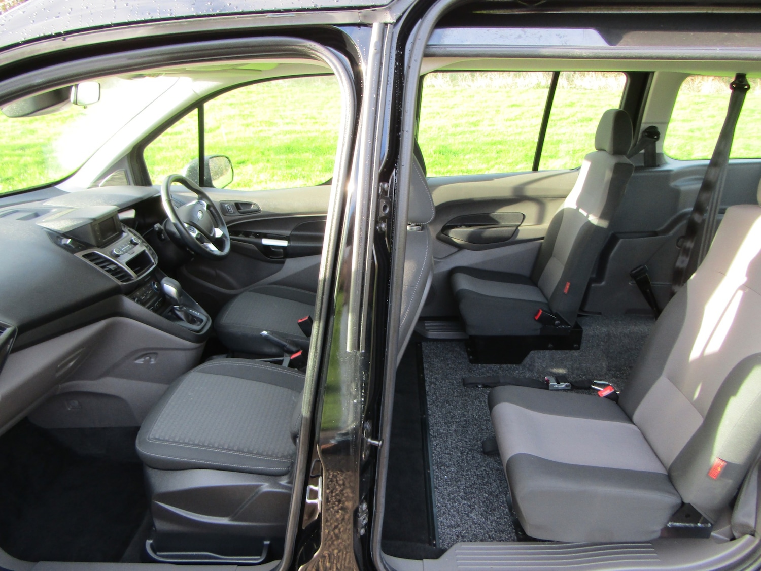 Used Ford Grand Tourneo Connect 2021 for sale - 76682096: Photo 7