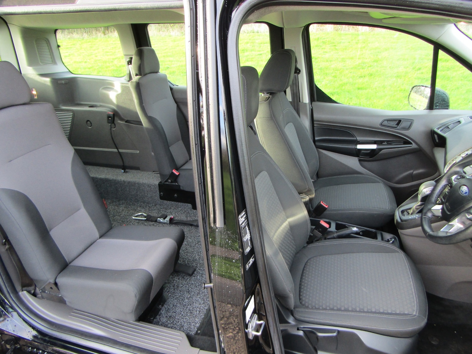 Used Ford Grand Tourneo Connect 2021 for sale - 76682096: Photo 8