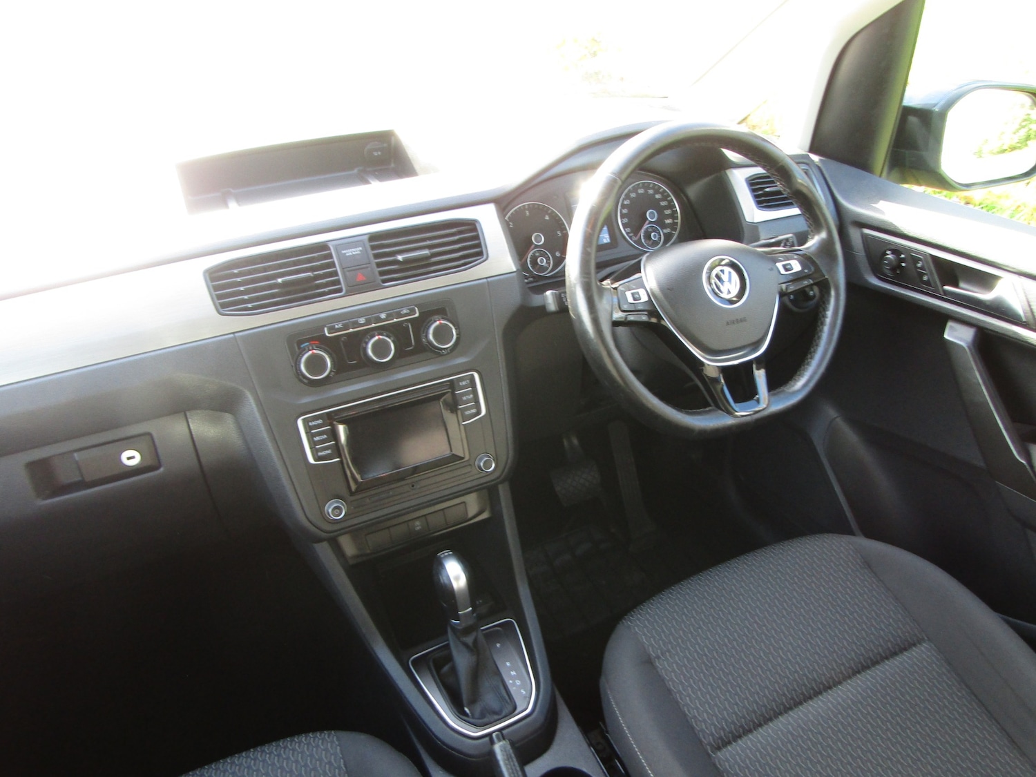 Used Volkswagen Caddy Maxi Life 2018 for sale - 76144170: Photo 10