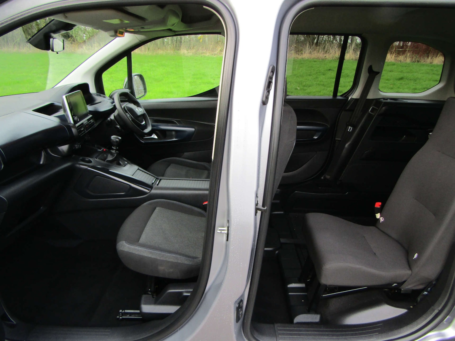 Used Peugeot Rifter 2023 for sale - 76968912: Photo 7