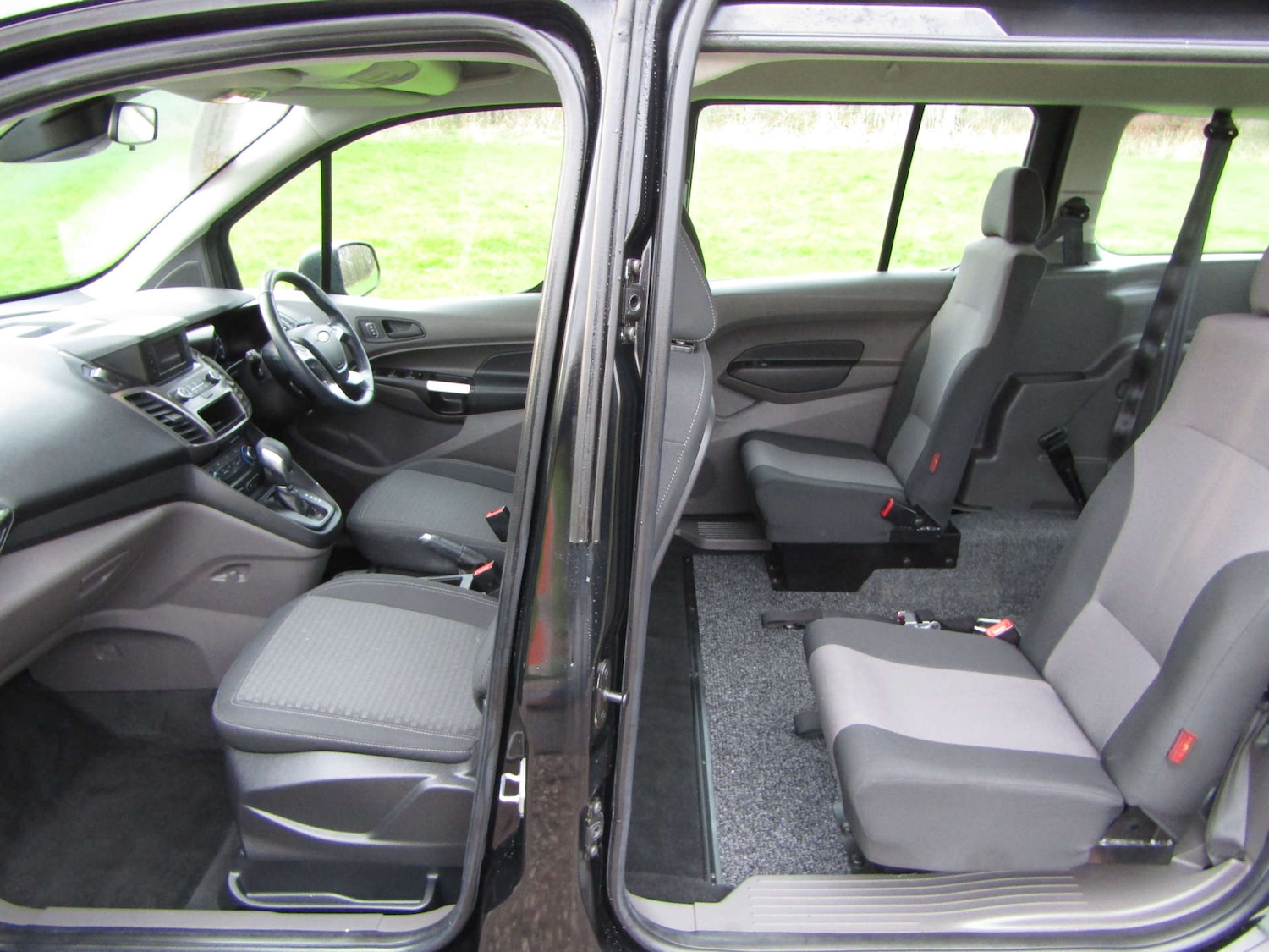 Used Ford Grand Tourneo Connect 2021 for sale - 76909117: Photo 7